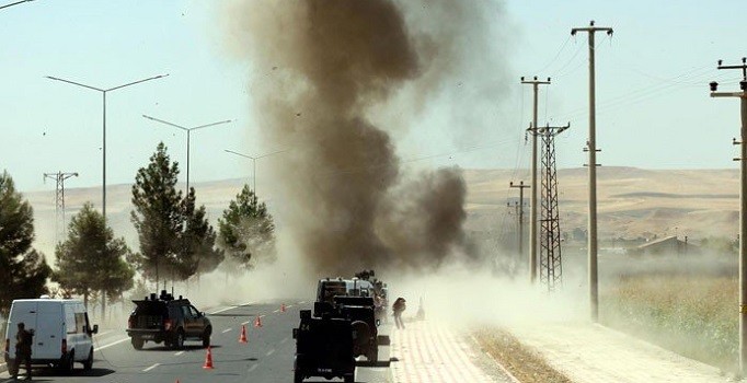 Bitlis'in Tatvan ilçesinde bomba yüklü araç ele geçirildi