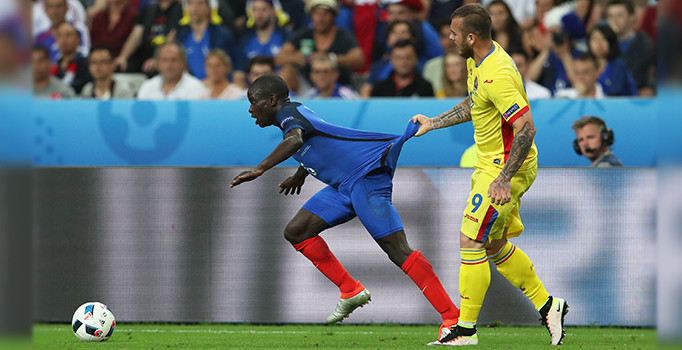 Denis Alibec sigara tiryakiliği yüzünden oyuna giremedi