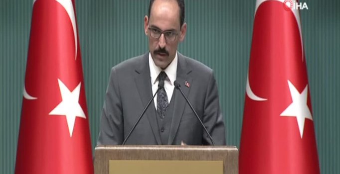 Cumhurbaşkanlığı'ndan Macron'un 24 Nisan kararına sert tepki