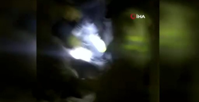 Çöken binanın enkazından ilk görüntüler