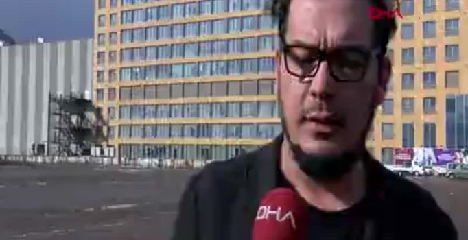 Öldü denilen babalarının yaşadığını öğrenince şok oldular