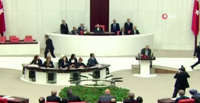 Deniz Baykal yemin etti