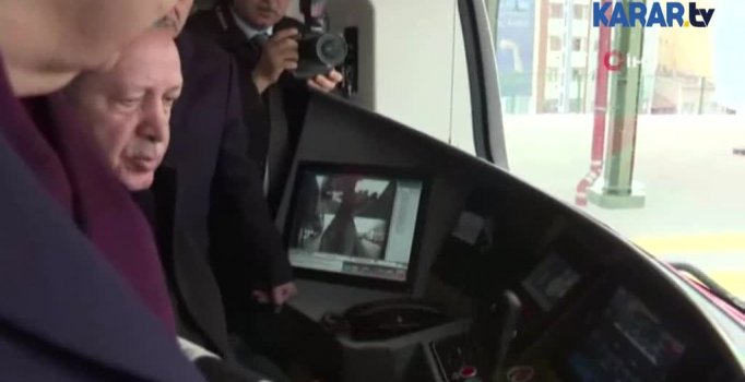 Erdoğan makinist koltuğuna geçti
