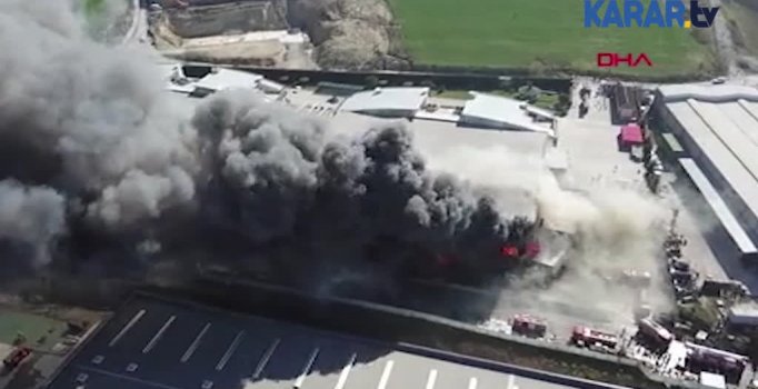 Hadımköy'deki yangın havadan görüntülendi