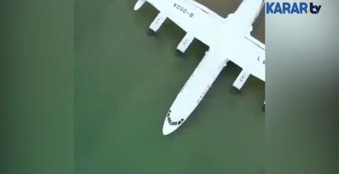 Deniz üzerinden kalkabilen uçak!