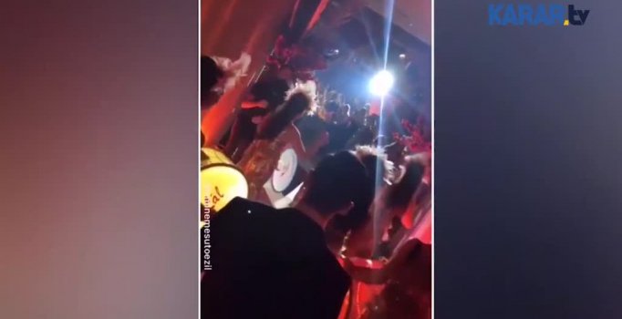 Mesut Özil ve Amine Gülşe'nin kına gecesi ses getirdi