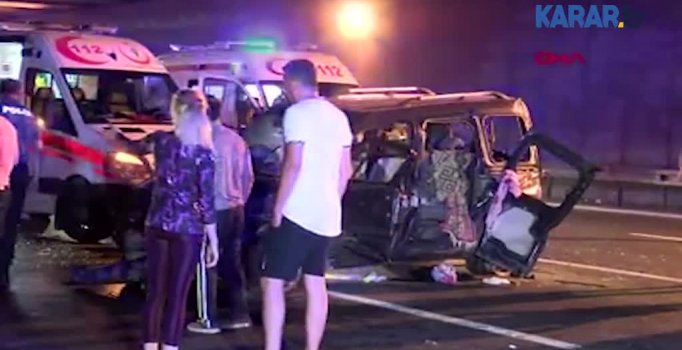 TEM Otoyolu'nda makas faciası: 2 ölü, 5'i çocuk 8 yaralı