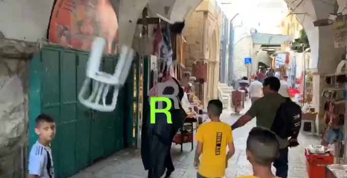 Filistinliler Suudi gazeteciyi Aksa'dan kovdu