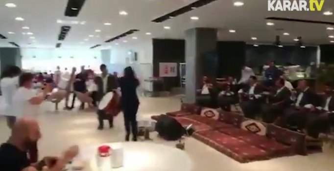 Adana Şehir Hastanesi'nde davullu zurnalı 'sıra gecesi'