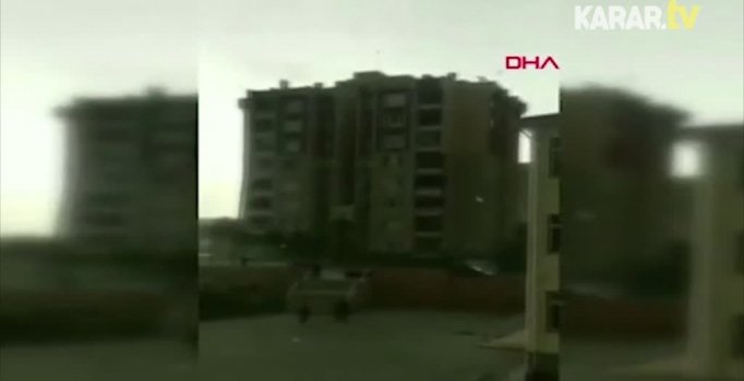 Kiremitler öğrencilerin üstüne uçtu