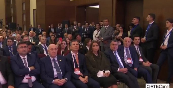 Erdoğan'dan Arap Birliği'ne sert sözler