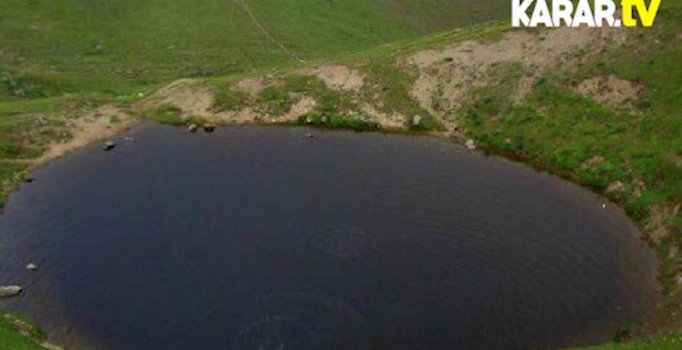 Bürokrasi göz yumdu, Dipsiz Göl yok edildi