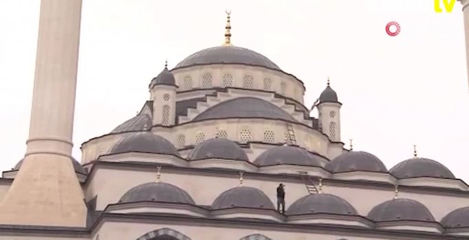 Erdoğan, Ege Üniversitesi'ndeki caminin açılışına katıldı