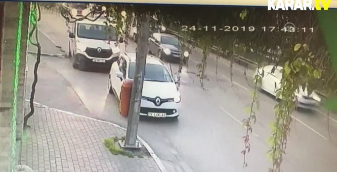 Yaşlı adamı metrelerce sürükledi