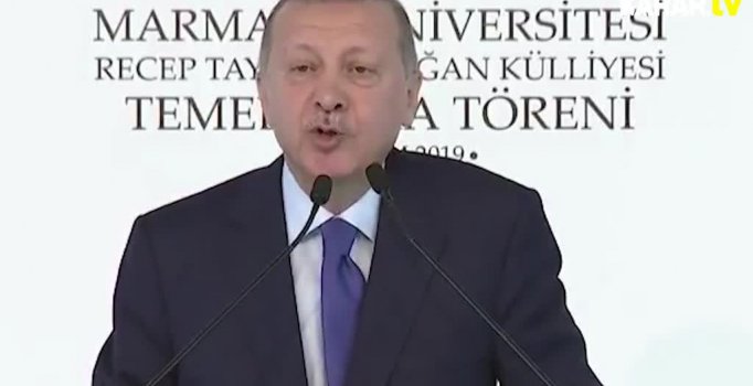 Erdoğan'dan Macron'a sert sözler!