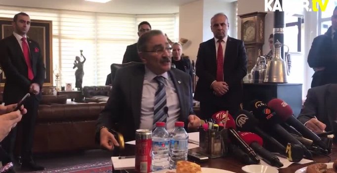 Aygün'den Yavaş'a canlı yayında 'rüşvet' suçlaması