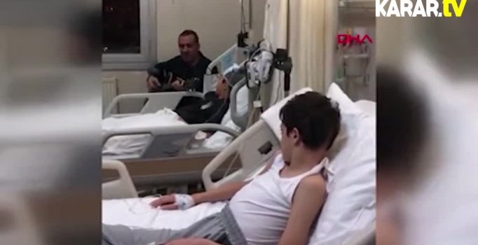 Haluk Levent'ten hastanede konser