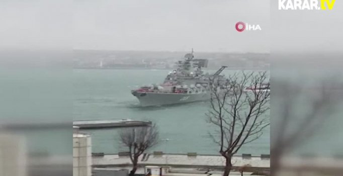 Boğaz'da savaş gemisi böyle sürüklendi