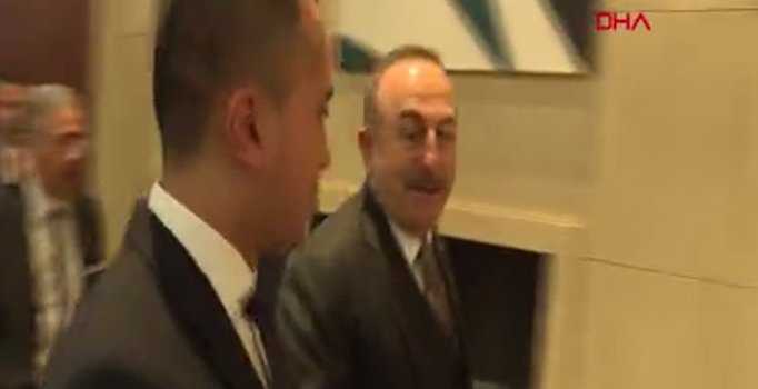 Çavuşoğlu İtalyan mevkidaşı ile bir araya geldi