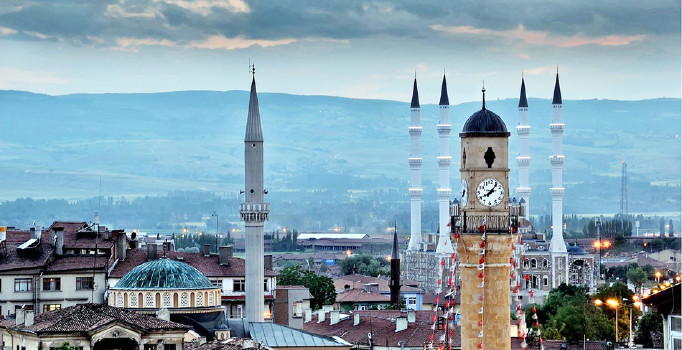 Son dakika: Anadolu Ajansı 'Çorum dünyanın merkezi' haberini iptal etti - Çorum haberleri