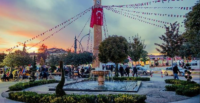 Google dünyanın merkezi Çorum dedi, tartışmalar başladı