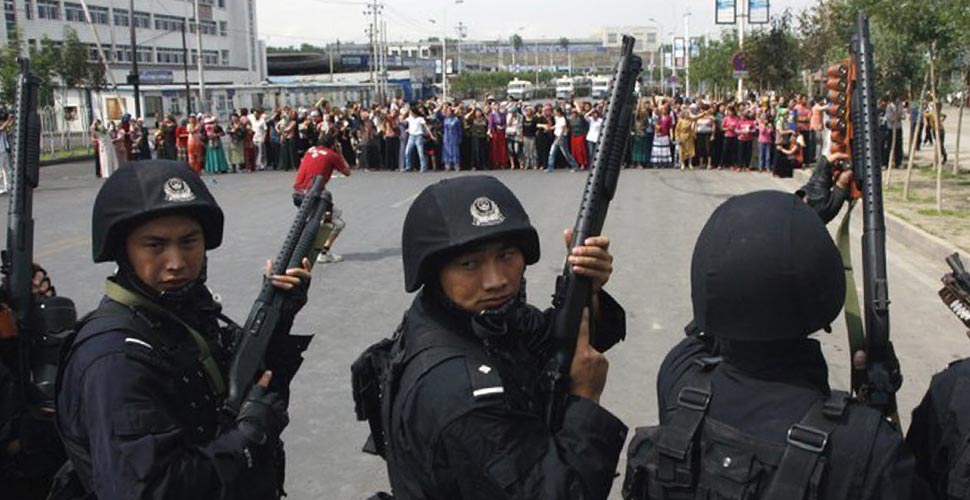 Çin yönetimi Uygur Türklerini koronavirüslü bölgelere gönderiyor