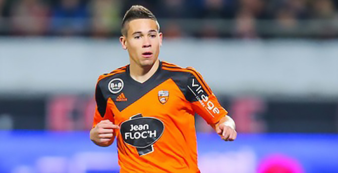 Borussia Dortmund yıldız adayı Raphael Guerreiro'yu kaptı