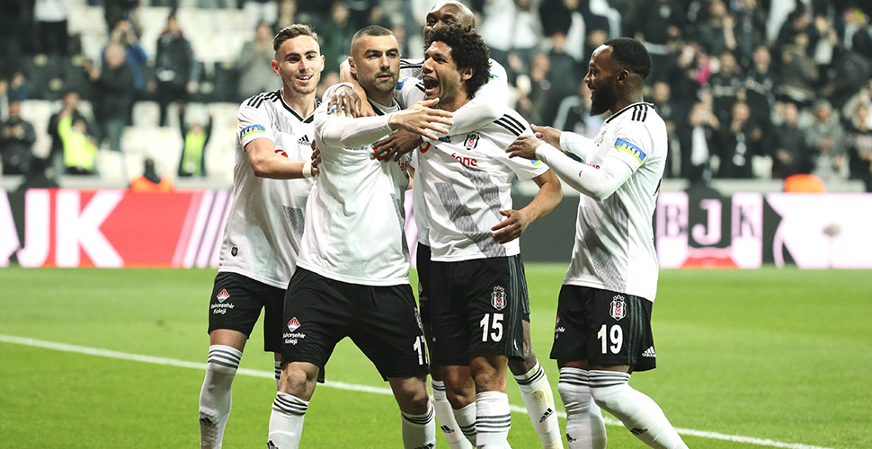 Beşiktaş Ankaragücü'nü 2-1 yendi
