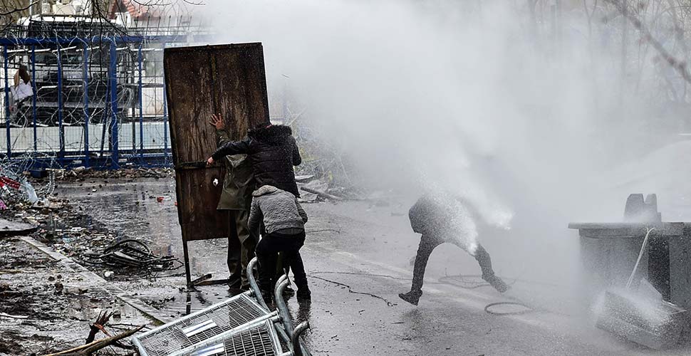 Son dakika! AB�den Yunanistan çağrısı Sığınmacı şiddeti soruşturulsun