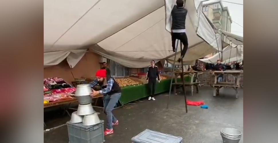 Pazar boş kalınca pazarcılar Survivor oynadı