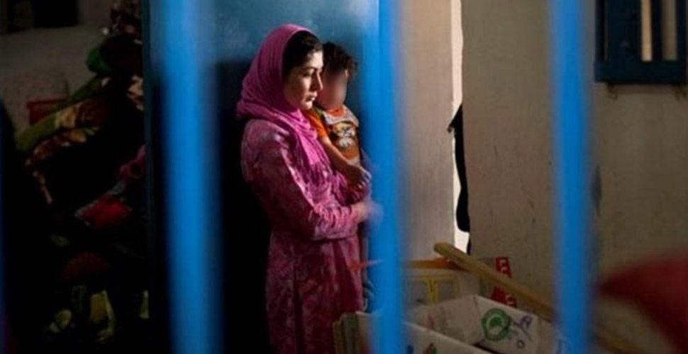 Afganistan’da 3 yıldan az cezası bulunan kadın mahkumlar serbest bırakılıyor