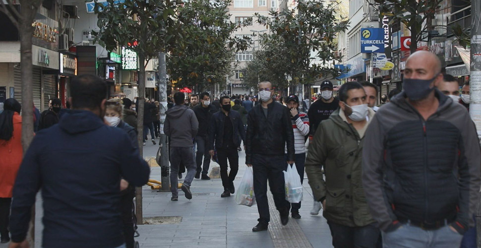 Ibb Sozcusu Murat Ongun Sokaga Cikma Yasaginin Ardindan Arac Ve Yaya Trafigi Artiyor