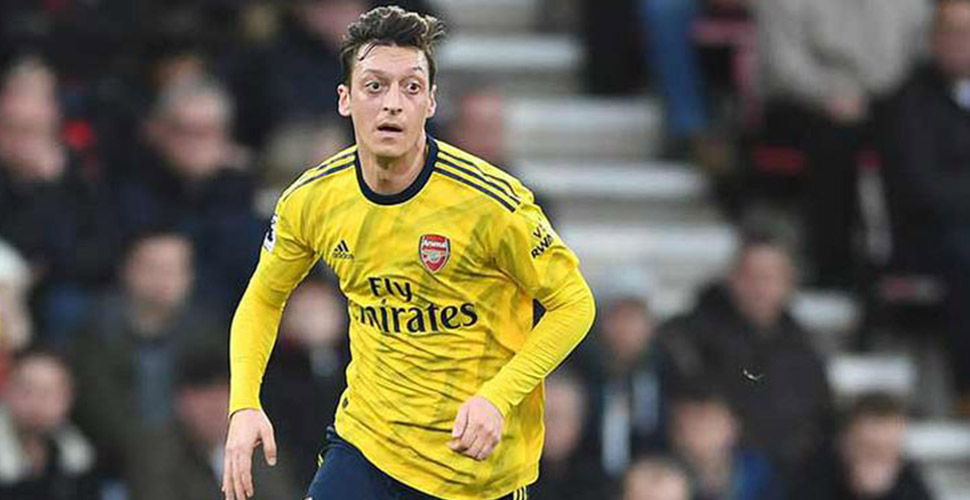 Arsenal'de Mesut Özil krizi: Maaş indirimi için şart koştu