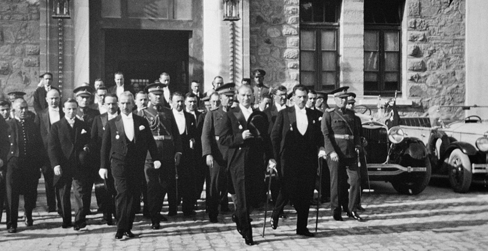 Yüz yıl önce ve yüz yıl sonra TBMM