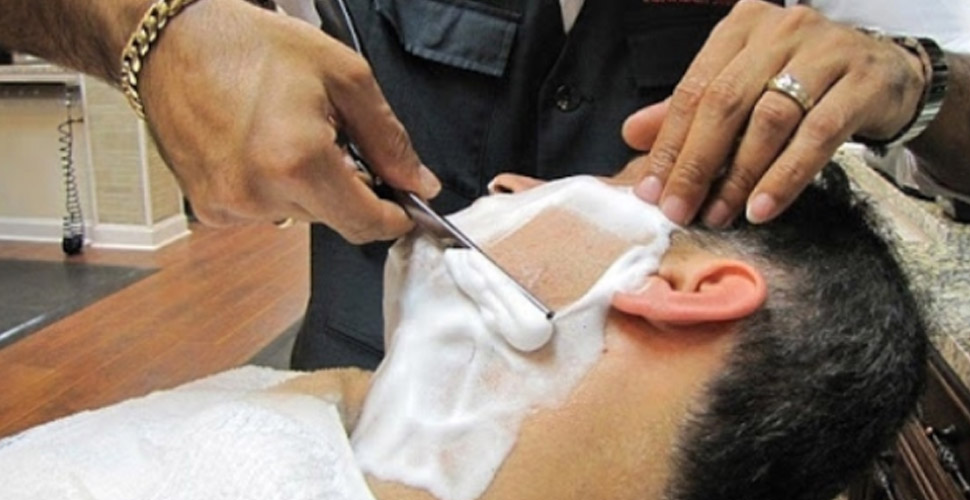 İstanbul Berberler Odası Başkanı Şükrü Akyüz: Usturayla sakal tıraşı yasaklansın