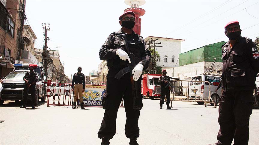 Pakistan'da korona vakaları 21 bini geçti