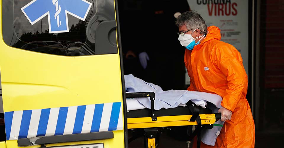 Avrupa'da korona tedbirleri gevşetiliyor