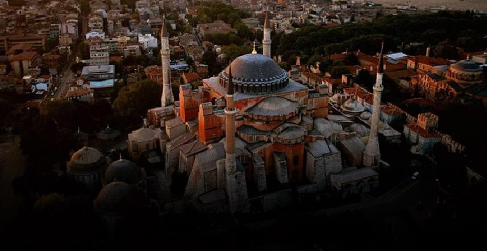 Alemin en gür sesi İslâm’ın sesidir