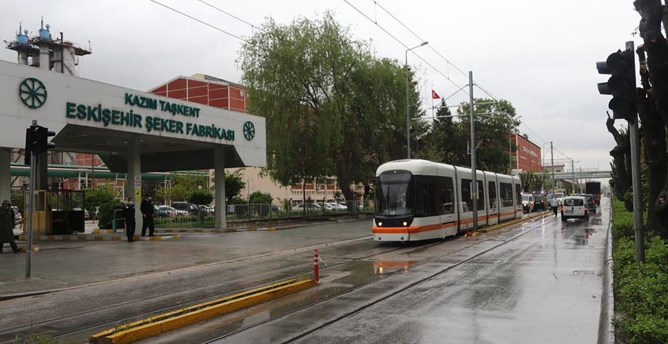 Eskişehir'de yeni tramvay hatlarında deneme sürüşleri başladı