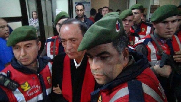 Alaattin Çakıcı'ya hakaretten ceza yağdı - Son dakika haberleri