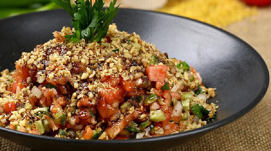 Gavurdağı salatası nasıl yapılır? Gavurdağı salatası malzemeleri tarifi püf noktası