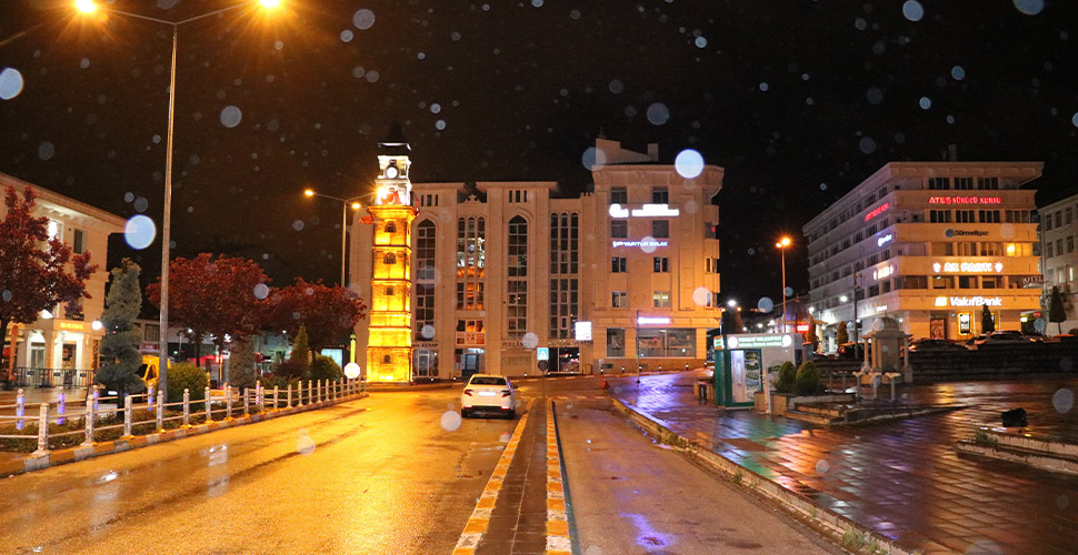 Yozgat’a Mayıs ayında kar yağdı