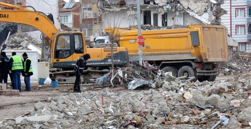 Elazığ depreminin fotoğraf çekim maliyeti 415 bin TL