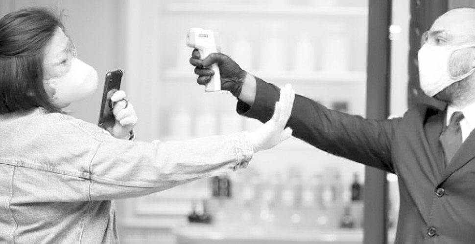 Koronavirüs salgını ve bayrak etrafında toplanma etkisi