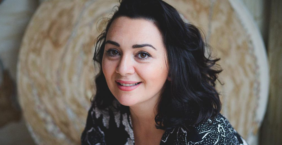 Neslihan Yetişkin, yapay olan her şeye karşı çıkan doğası sayesinde eko sanat’a yöneldi