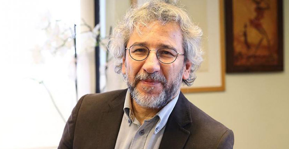Can Dündar'ın radyo ve internet sitesi erişime kapatıldı