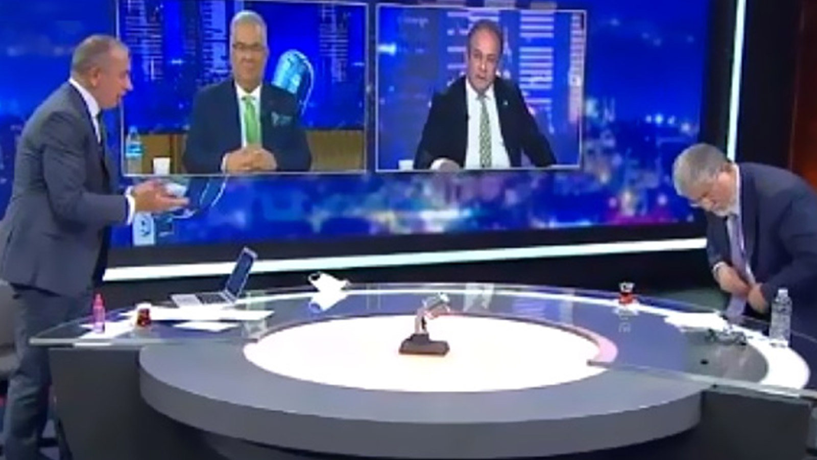 Habertürk'te koronavirüs kavgası: Fatih Altaylı ne yapacağını şaşırdı