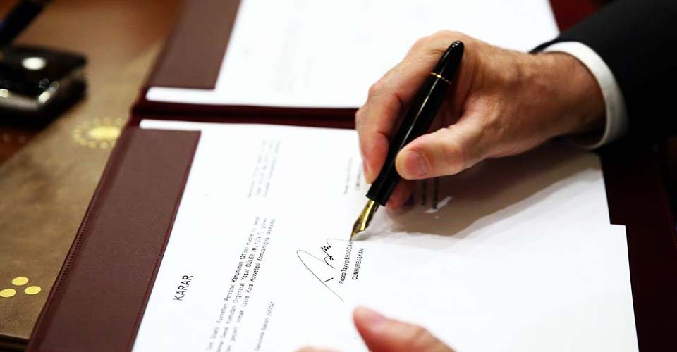 Prof. Dr. Erhan Erkut'tan rektör atamalarına tepki: 4 yeni rektör sıfır makaleli!