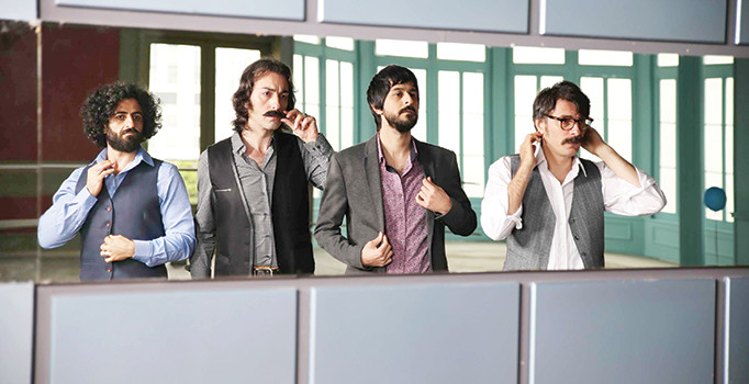 Ozan Kotra: Zaman dışı müzik yapıyoruz