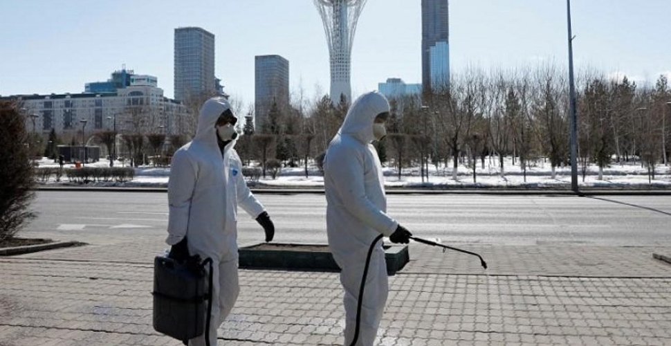 Kazakistan'da koronavirüs nedeniyle 2 hafta karantina ilan edildi